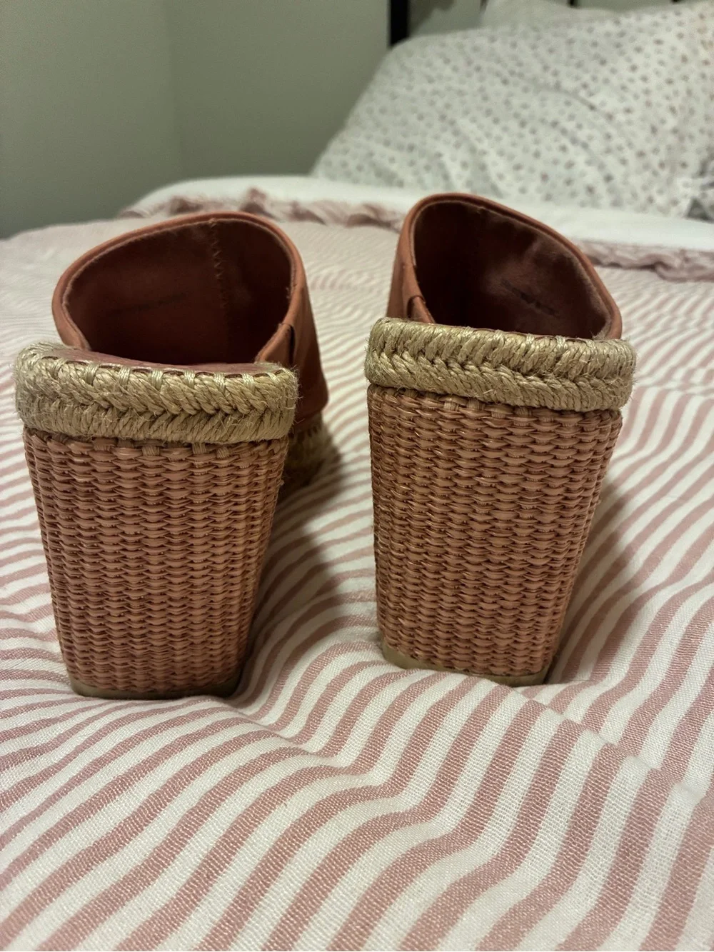 Vince Camuto soft suede